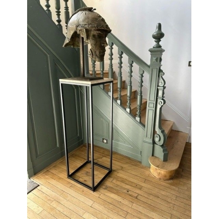 Industrielt design podie af stål